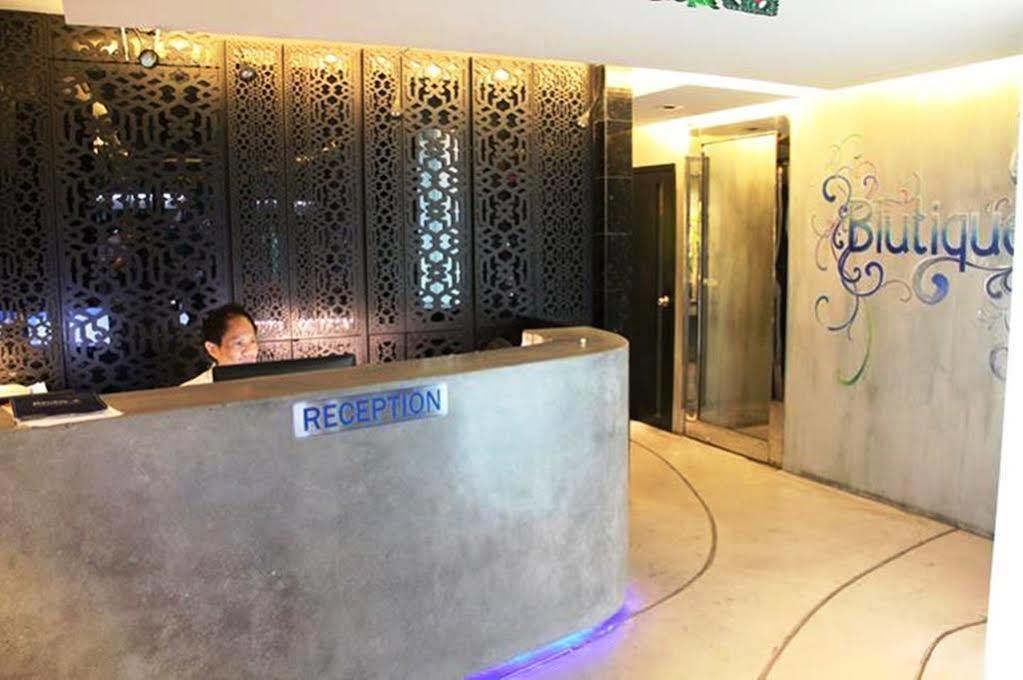 Blutique Hotel Bangkok Exterior foto